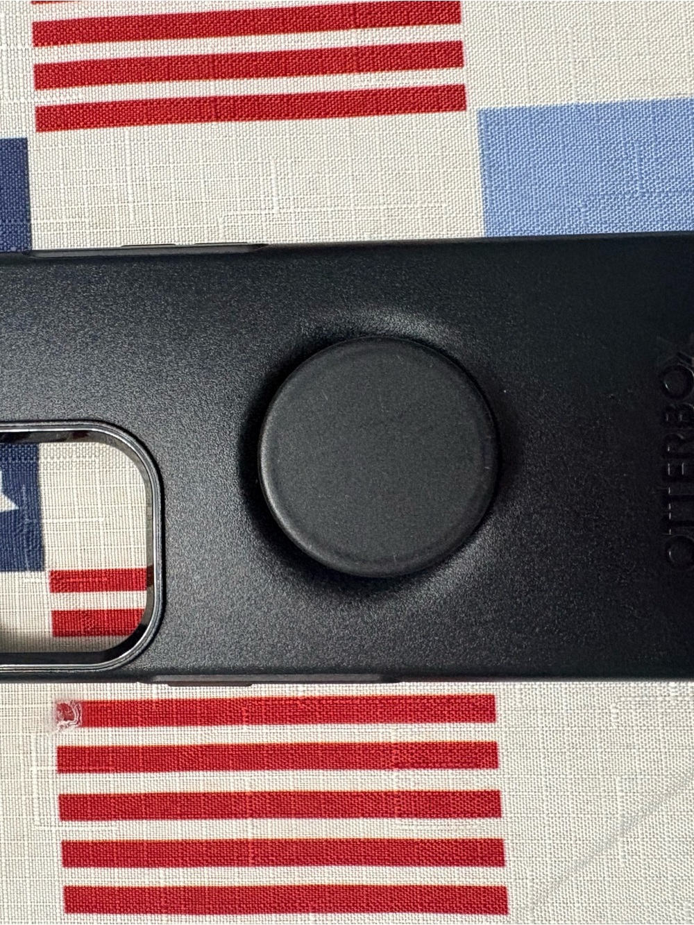 OtterBox Black Phone Case with Round Grip